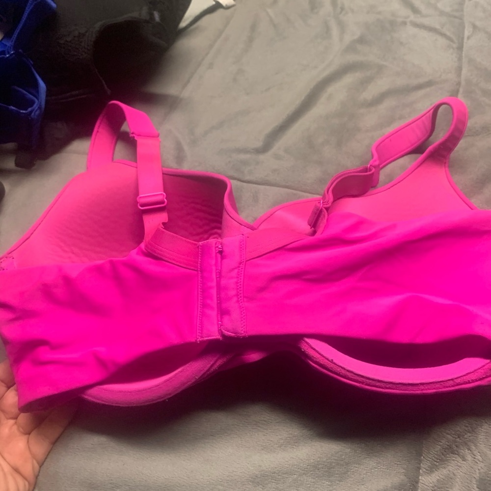 Bra - Picture 2 of 3